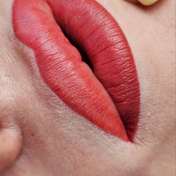 Permanentní make-up v Praze
