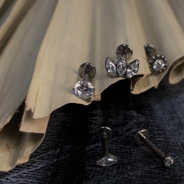 Titanové šperky pro piercing