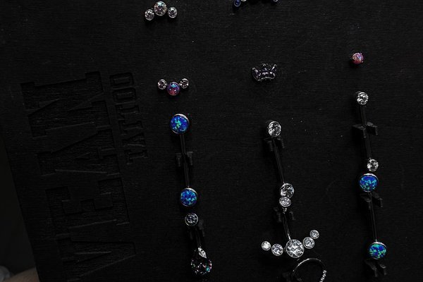 Titanové šperky pro piercing