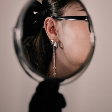 Piercing Praha