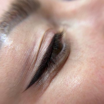 Permanentní make-up v Praze